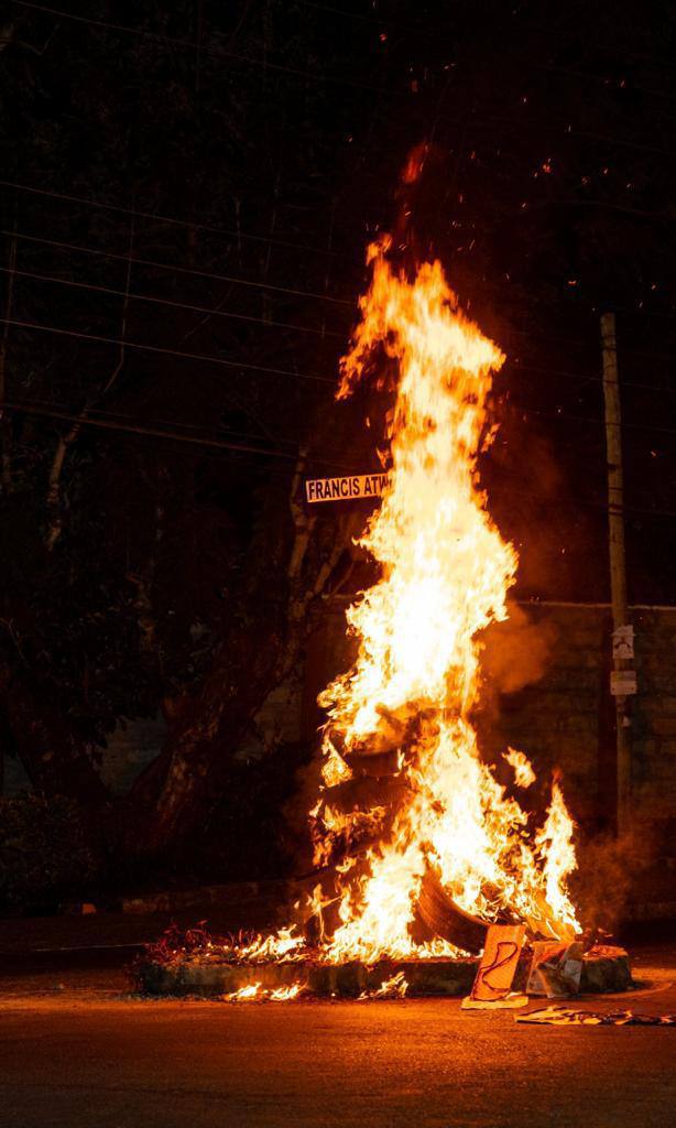 Photos: Dik Dik residents burn down Francis Atwoli