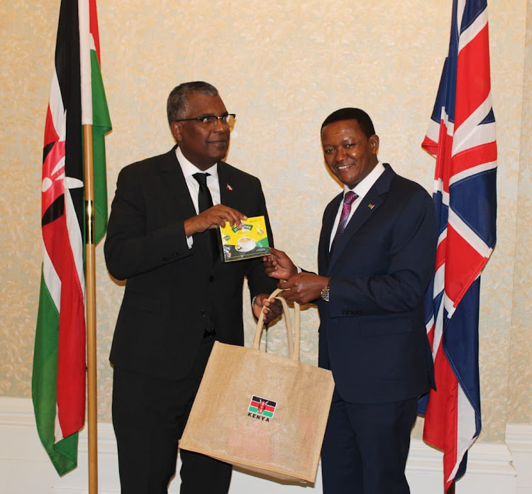 Foreign Affairs cabinet secretary Alfred Mutua with his Bahamas counterpart Fred Mitchell in London