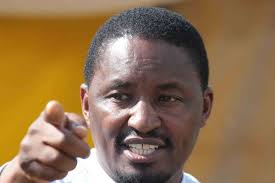 How could Kiunjuri not fit in the ‘sack’ he saw coming?