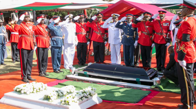 How simple politics was played at the Professor’s burial