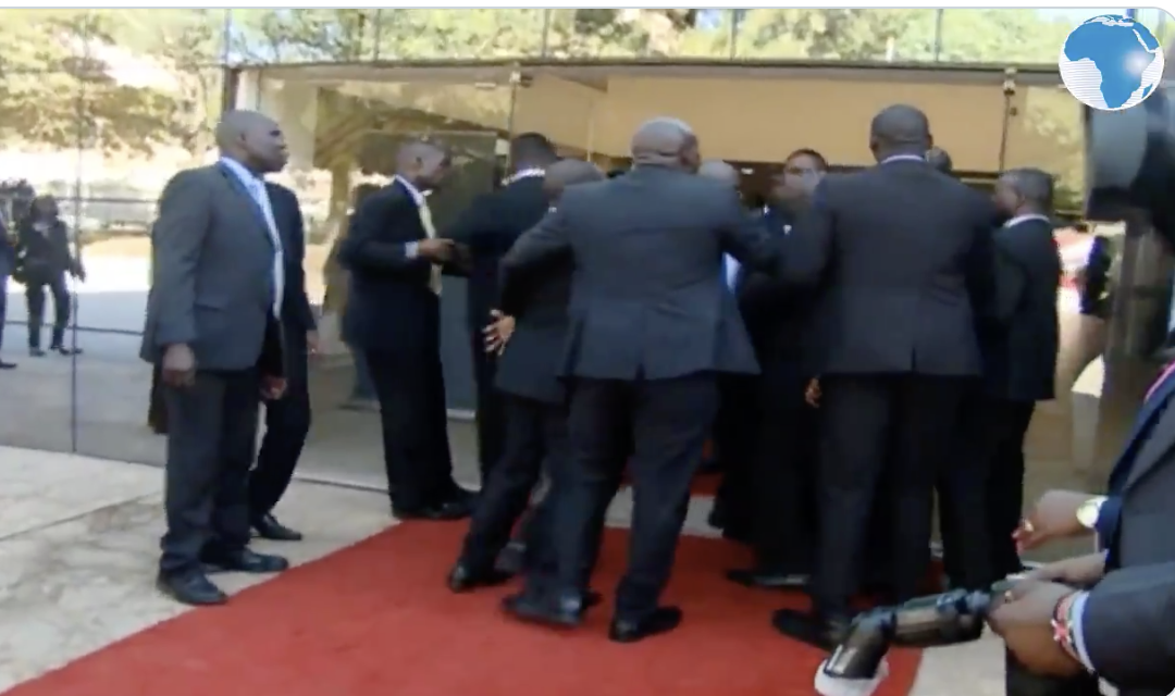 Video: Paul Kagame’s Elite Bodyguards In Near Fist Fight With Kenyan Presidential Guards