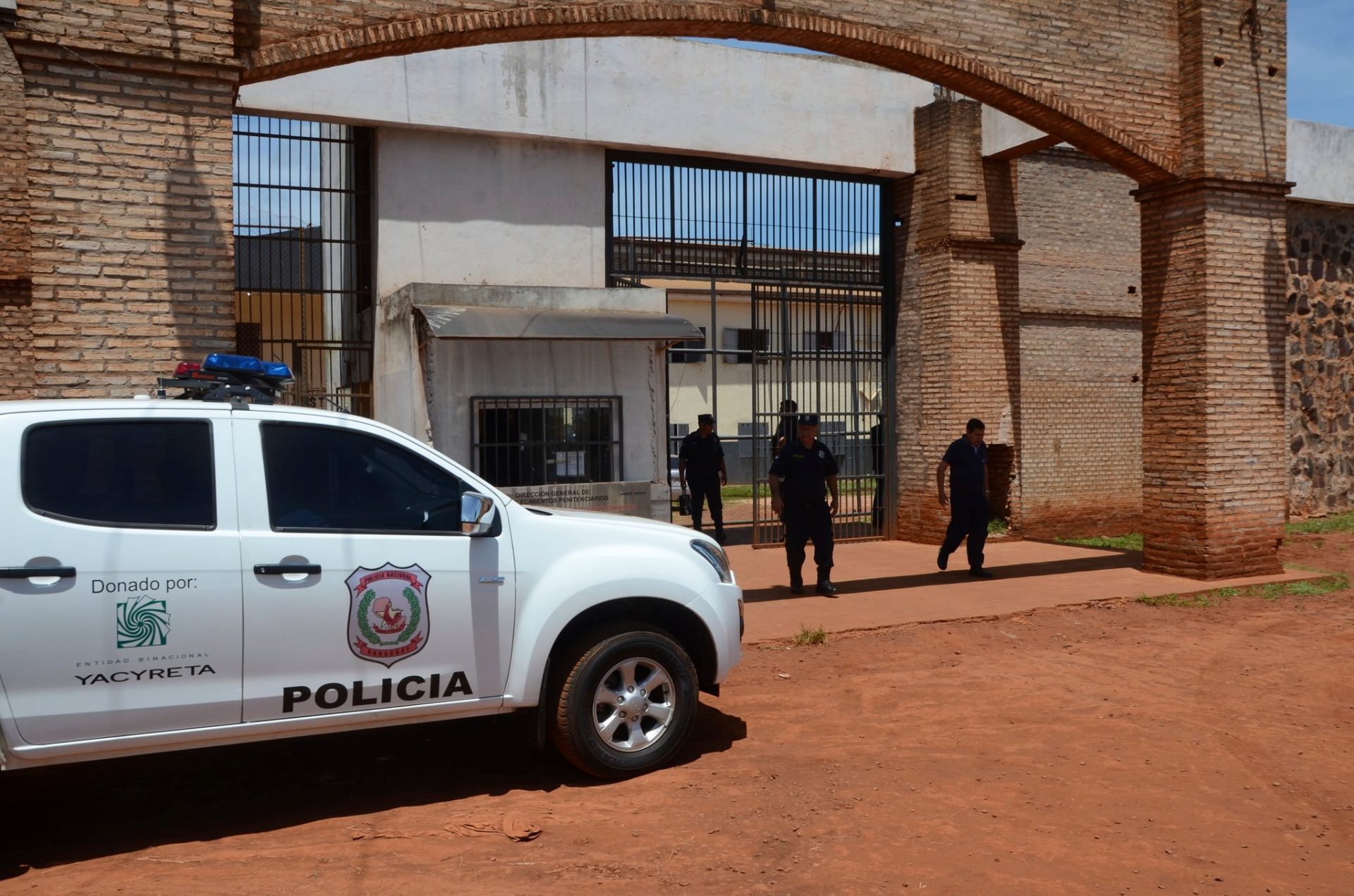 Video of Inmates Escaping Brazil Jails Ahead of Corona Virus Lock-down