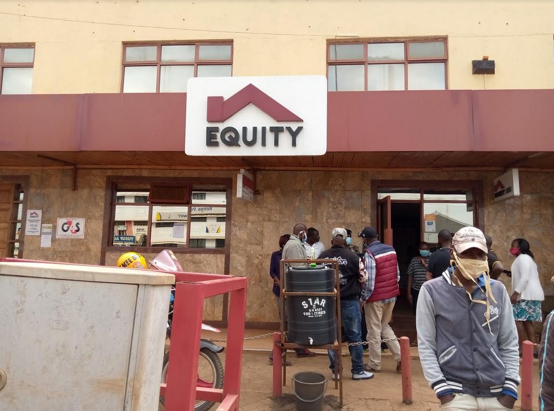 A Police Officer Guarding Equity Bank Drops Dead While on Duty