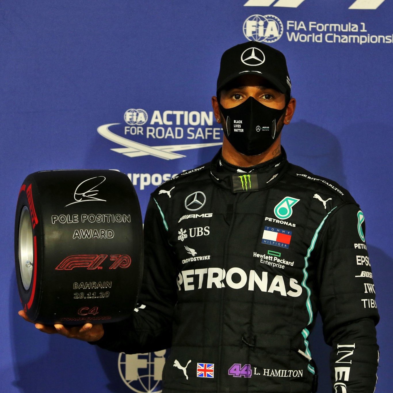 Lewis Hamilton tests positive for coronavirus