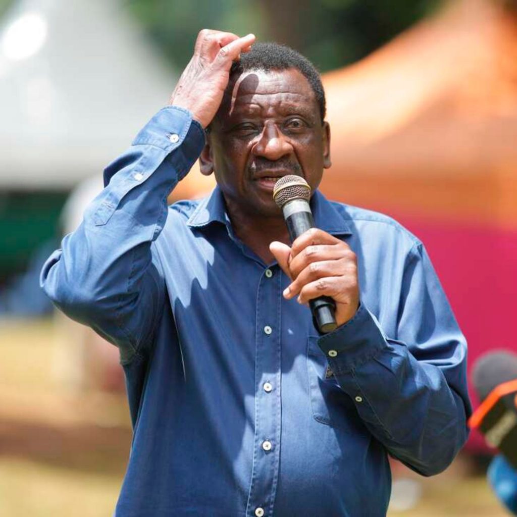 Governor Orengo throws stones at Uhuru Kenyatta