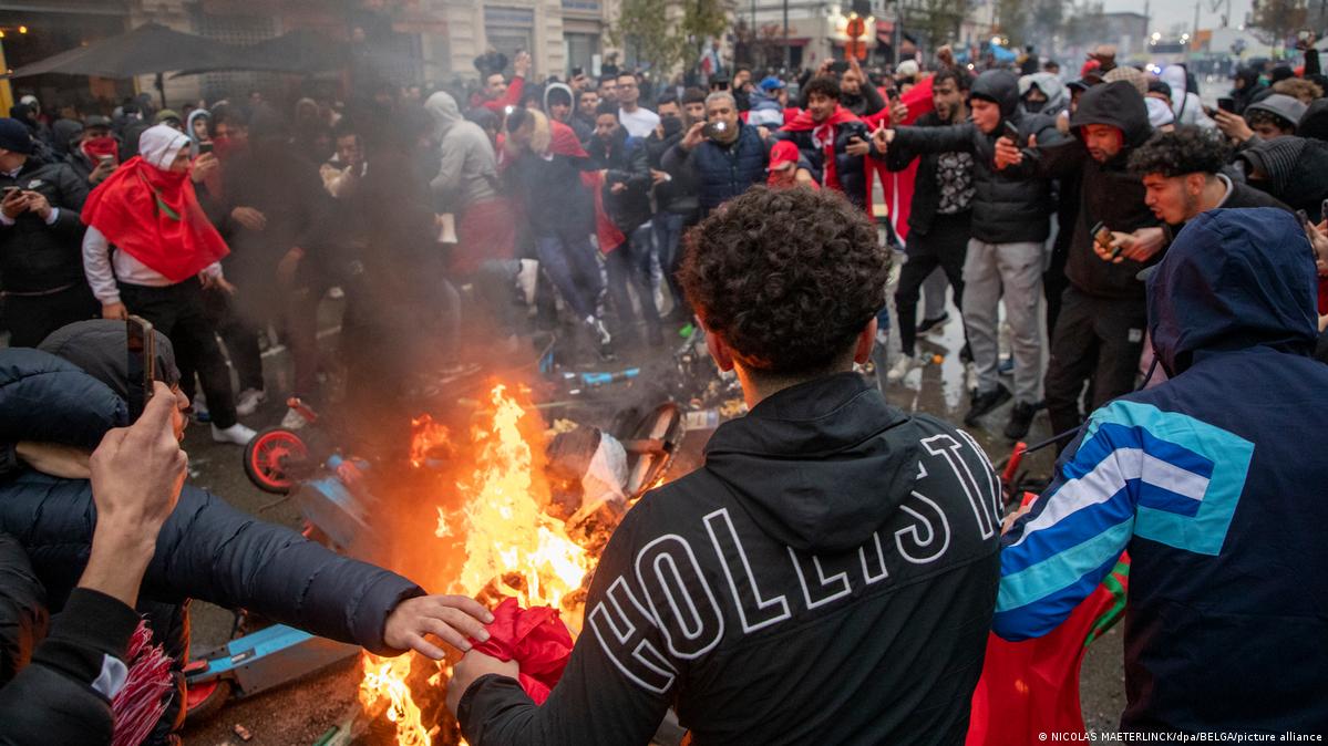 Riots in Brussels after Morocco beat Belgium at World Cup