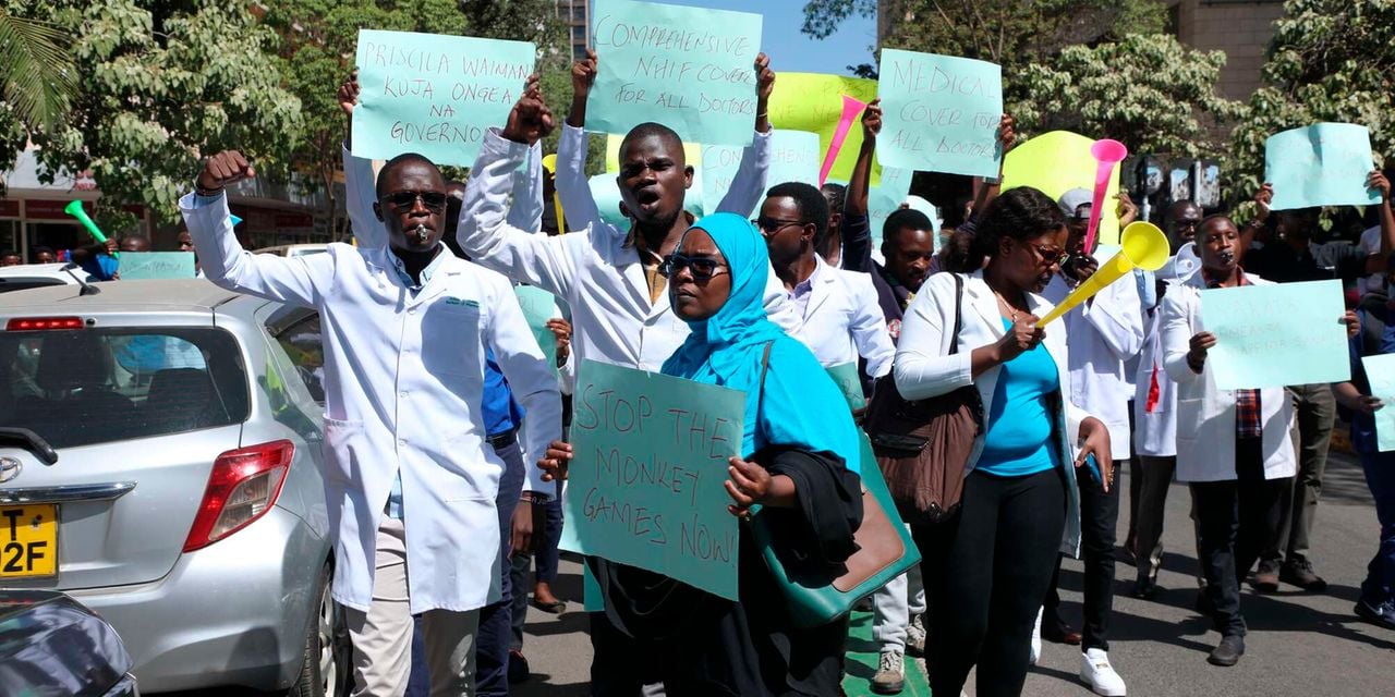 Health workers protest outside Nairobi Governor Johnson Sakaja’s office on February 13. A draft policy seeks to make it difficult for doctors to fly abroad. 
