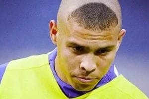 R9 Haircut: The Buzz Around a Bold Style