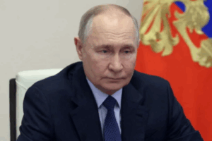 Chinese President Xi Jinping Hosts Vladimir Putin in Beijing Days After Trump Visit