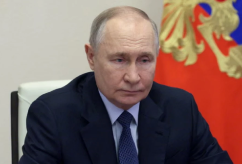 Chinese President Xi Jinping Hosts Vladimir Putin in Beijing Days After Trump Visit Chinese President Xi Jinping Hosts Vladimir Putin in Beijing Days After Trump Visit